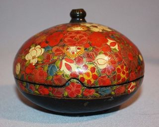 Vtg Kashmir India Vanity Red Floral Round Box Hand Painted Laquer Paper Mache