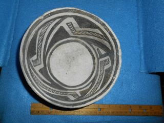 Anasazi Black/white Bowl 7 1/8 Wide 3 3/4 High.  Aba - 16066
