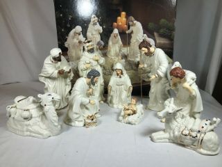 Kirkland’s Very Large Nativity Set Absolutely,  14 Carat Gold Accent