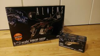 Miracle House Aliens 1/72 Dropship 03 Limited Edition Black Ver.  & Apc
