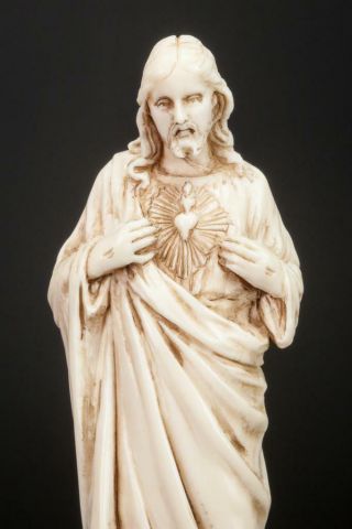 Sacred Heart of Jesus Sculpture | Christ Statue | Dieppe Carving Precious Noble 4