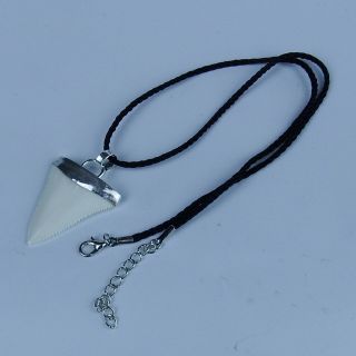 1.  4  Modern Great White Shark Tooth Necklace For Men Silver Cap GN35MM 8