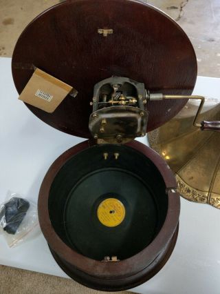 Antique style Record Player the Indian Gramophone Co. 4
