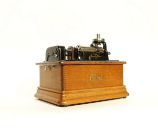 Near 1911 Edison Standard F Phonograph w/Cygnet Horn & 2/4 Minute Gearing 4
