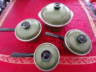 Vintage 1950’s Club Aluminum Set Of 4 Green Pots & Pans With Matching Lids.