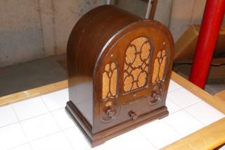 Pristine beauty 1933 Atwater Kent model 165 cathedral radio,  restored & 2