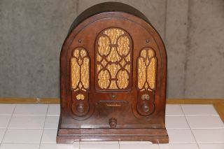 Pristine beauty 1933 Atwater Kent model 165 cathedral radio,  restored & 8