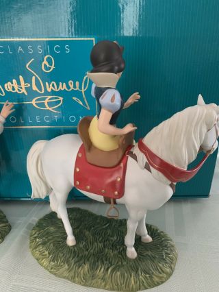 WDCC Snow White on horse and Prince Away to His Castle With 8