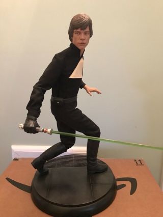 Sideshow Star Wars Luke Skywalker Premium Format 1/4 Ss Statue