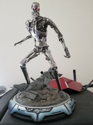 Sideshow Terminator 2 T - 800 Endoskeleton Maquette Statue 102/750 Mib