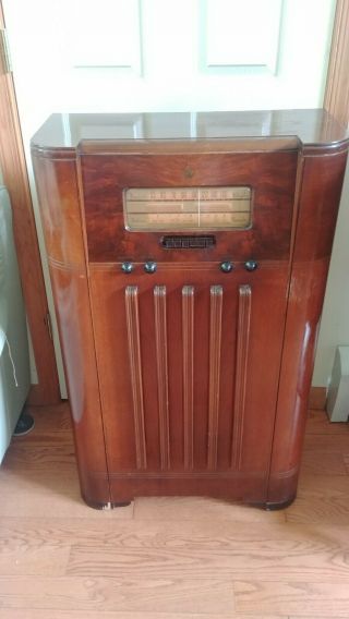 1941 Emerson Eq 368 Wood Console Am Shortwave Radio Bakelite
