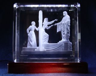 Come Unto Me Jesus Crystal By Jerry Anderson (small) 3 - 1/2 (w) X3 - 1/8 (h) X1 - 3/4 (d)