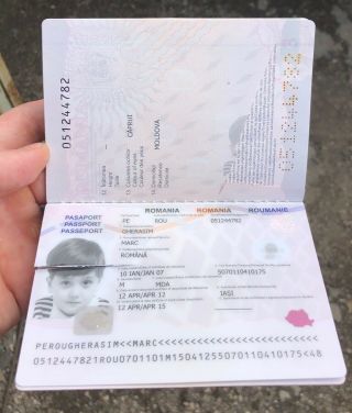 Romania biometric int passport canceled\2 4
