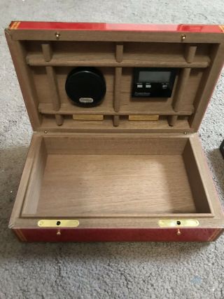 Promethues Fuente Opus x Humidor With Boveda Butler 2