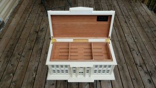Montecristo White House humidor cigar chest,  limited edition,  only 500 made 2