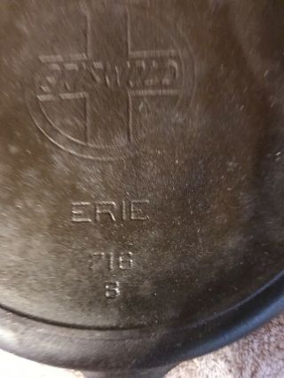 Griswold Large Slant Logo 10 716 B Erie Cast Iron 10 inch SKILLET W/ Heat Ring 3