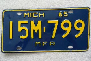 Michigan 1965 Manufacturer License Plate – Look