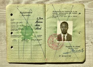 Pretty rare BENIN 1988 collectible passport with revenues and various visas 3