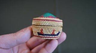 Very Tight Weaved Bright Color Pacific Nw Makah Nootka Lidded Basket W Fishermen