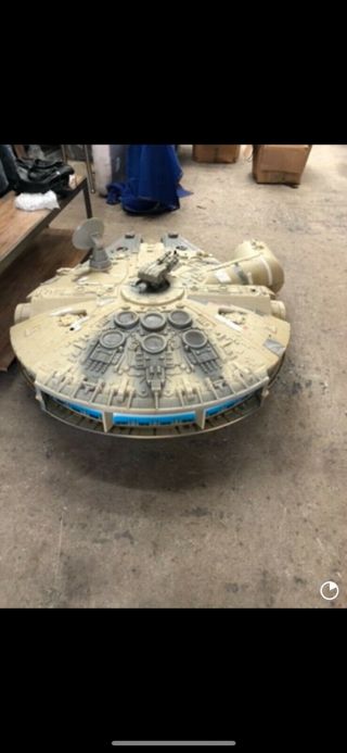 Star Wars Millenium Falcon Toys R Us Very Collectible