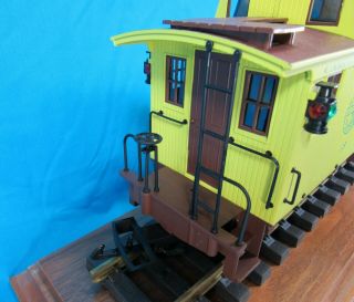 Walt Disney Centennial Carolwood Pacific RR Lilly Belle G Scale Caboose & Pin 6