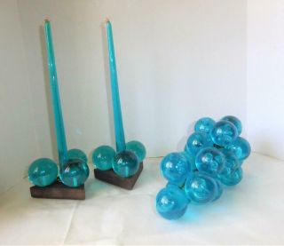 3 pc MID CENTURY LUCITE ACRYLIC TURQUOISE GRAPE CLUSTER & CANDLESTICK HOLDERS 2