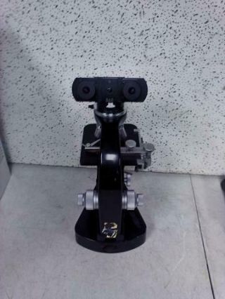 Vintage Leitz Wetzlar Binocular Microscope 1967 - 72 with 2 objectives 6