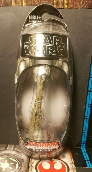 Star Wars Titanium Series Nebulon - B Escort Frigate