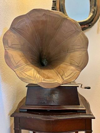 1904 Emile Berliner Gramophone 2