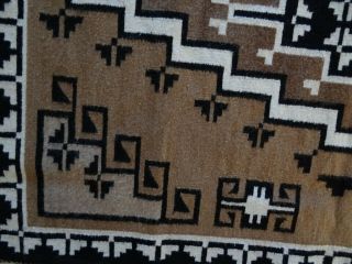 Navajo pattern TWO GREY HILLS rug by Betty Henderson - 57 1/2 