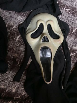 Scream Mask Fantastic Faces Gen 1