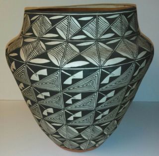 Acoma Pueblo Pottery Signed S.  Stevens Coiled Native American Indian Mexico