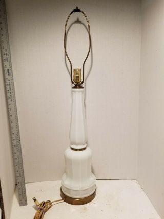 Mid Century Hollywood Regency Classic French Style White Glass Lamp Brass/metal