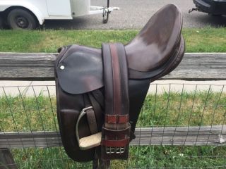 County Competitor Dressage Saddle 16.  5 Inches