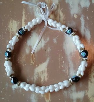 Hawaiian Lei W/kukui Nuts White Wedding Traveling Souvenir Vintage Lei Necklace