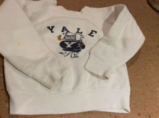 Vintage 1960s Yale University Bulldog Child Sweatshirt