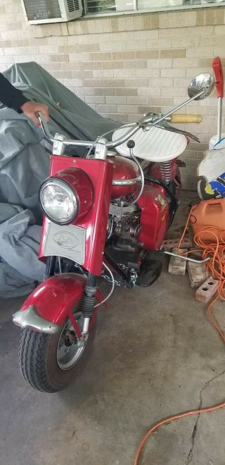 1959 Cushman Scooter Red 4