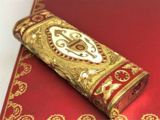 Auth CARTIER Roy King K18 Gold - Plated Engraved Etched Decor Lighter Gold/Red 5