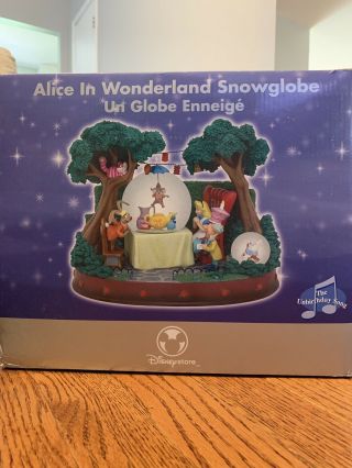 Disney Store Alice In Wonderland Snow Globe Mad Hatter 