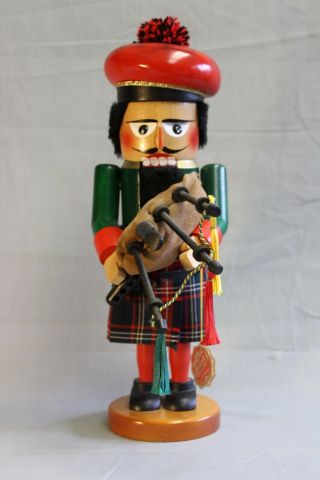 Scottish Bag Pipper