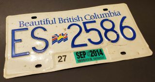 British Columbia Truck Licence Plate - Es 2586 - Circa 2011