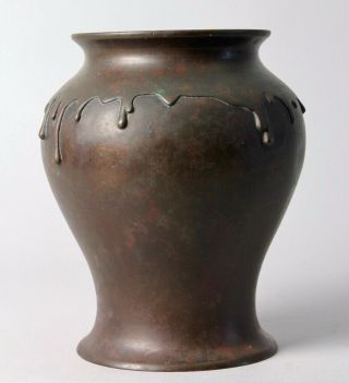 art deco signed Bronze Vase U30 3