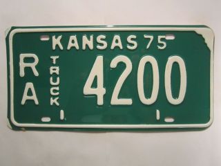License Plate Truck Tag 1975 Kansas Ra 4200 Rawlins County [z256]