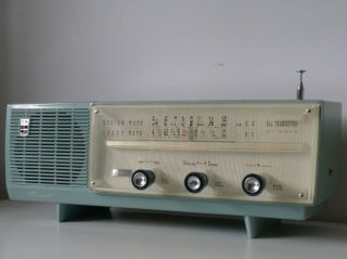 AWESOME BLUE 1960 SANYO 7S - 23 MW,  SW SHORTWAVE MANTEL 7 - TRANSISTOR RADIO A1 5