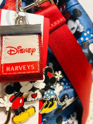 NWT Harvey ' s Seatbelt Bag Disney Mickey Loves Minnie Park Hopper Purse 19042M 3
