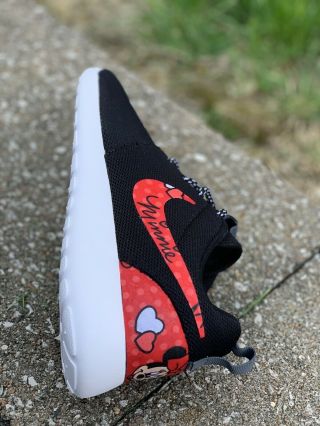 Custom Nike Roshe Run Shoe Disney Minnie Mouse Black Exclusive