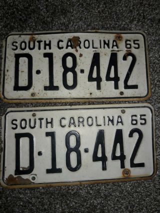 1965 Black On White South Carolina License Plate Pair D 18 442