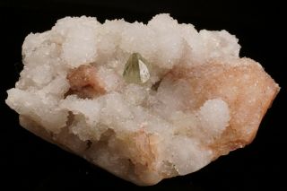 Unusual Rare Green Powellite Crystal With Quartz & Stilbite Jalgaon Dist.  India