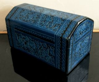 Mexican Folk Art Guerrero Olinala Hinged Linaloe Wood Blue Black Lacquer Box