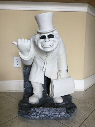 Haunted Mansion Hitchhiking Ghost Big Fig (phineas)